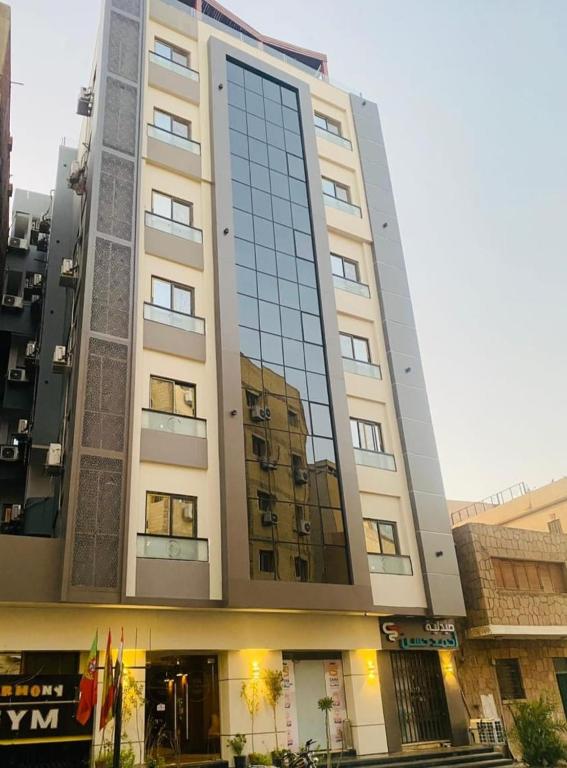 Nuba Nile Hotel in Aswan, Egypt, a 2-star budget hotel near the Nile River with air-conditioned rooms, private bathrooms, free Wi-Fi, and some balconies offering city or river views.