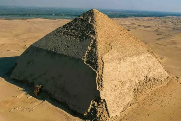 dahshur-pyramids